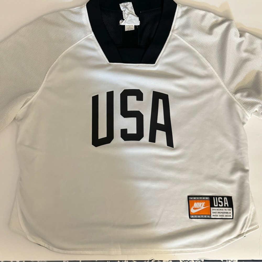 Team USA Nike Women's Performance Reversible Raglan Crop T-Shirt XS